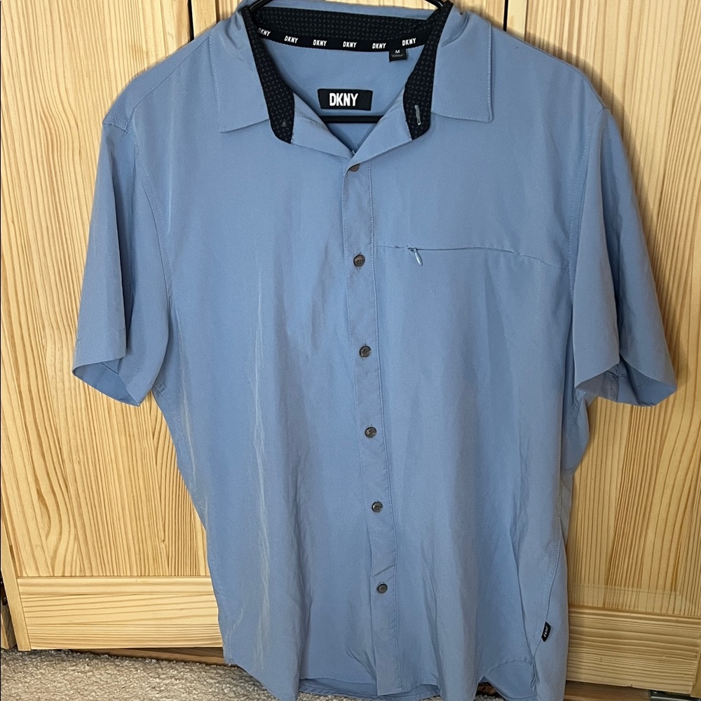 DKNY Men's Casual Light Blue Button Down Shirt